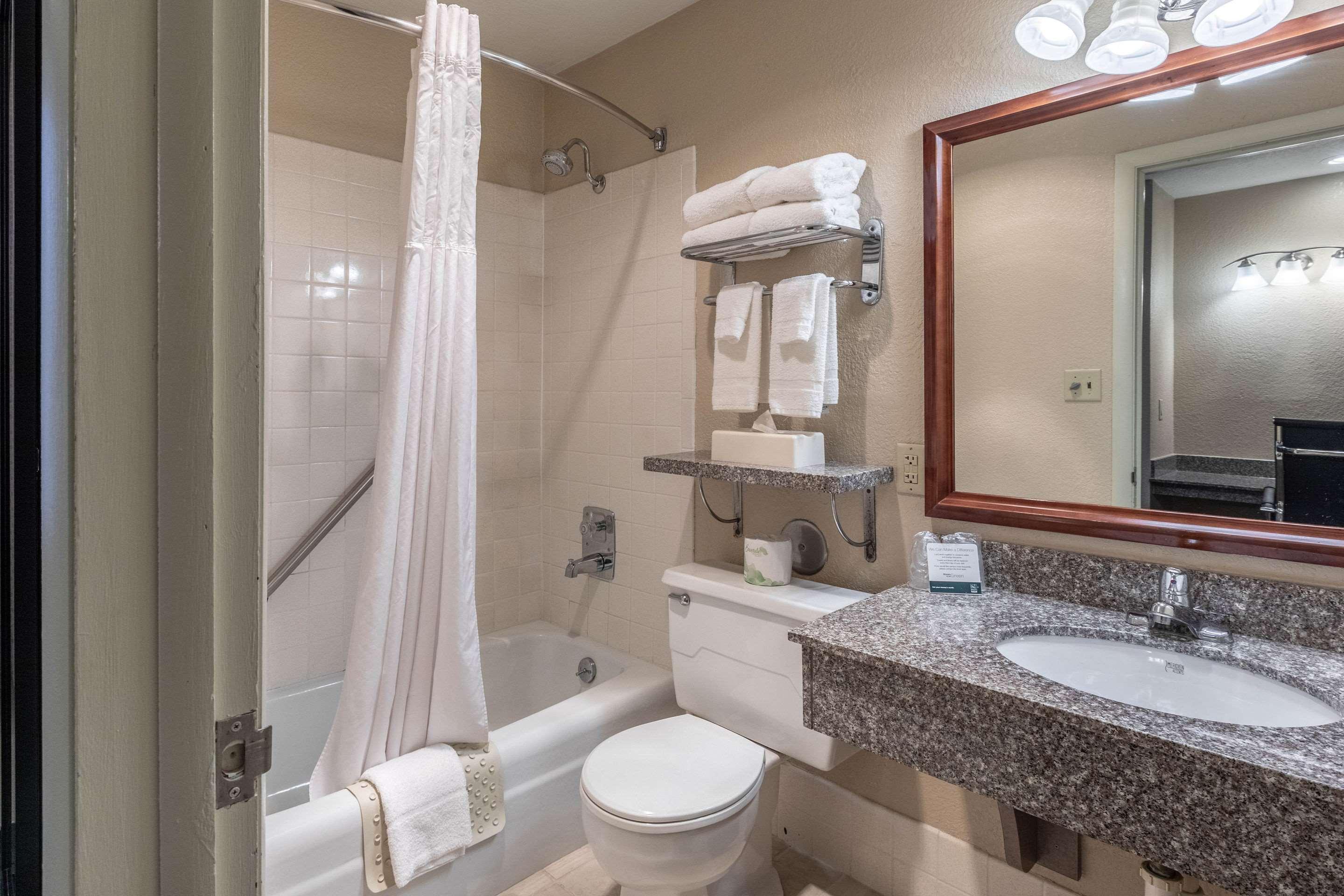 Quality Inn Wausau Εξωτερικό φωτογραφία